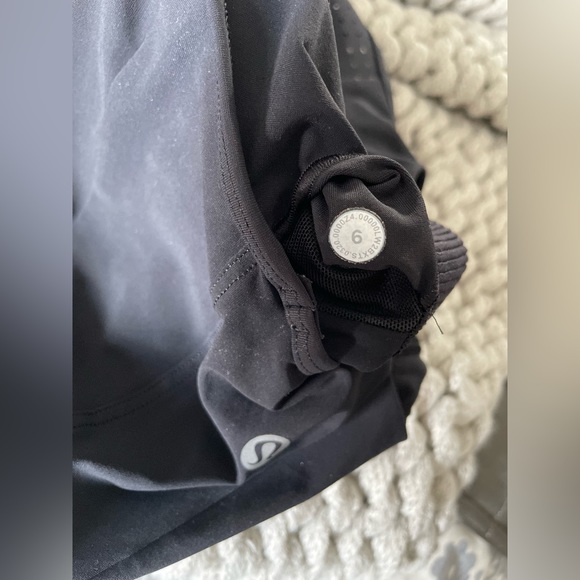 Lululemon Unleash Strength Bra 6 - Picture 8 of 8